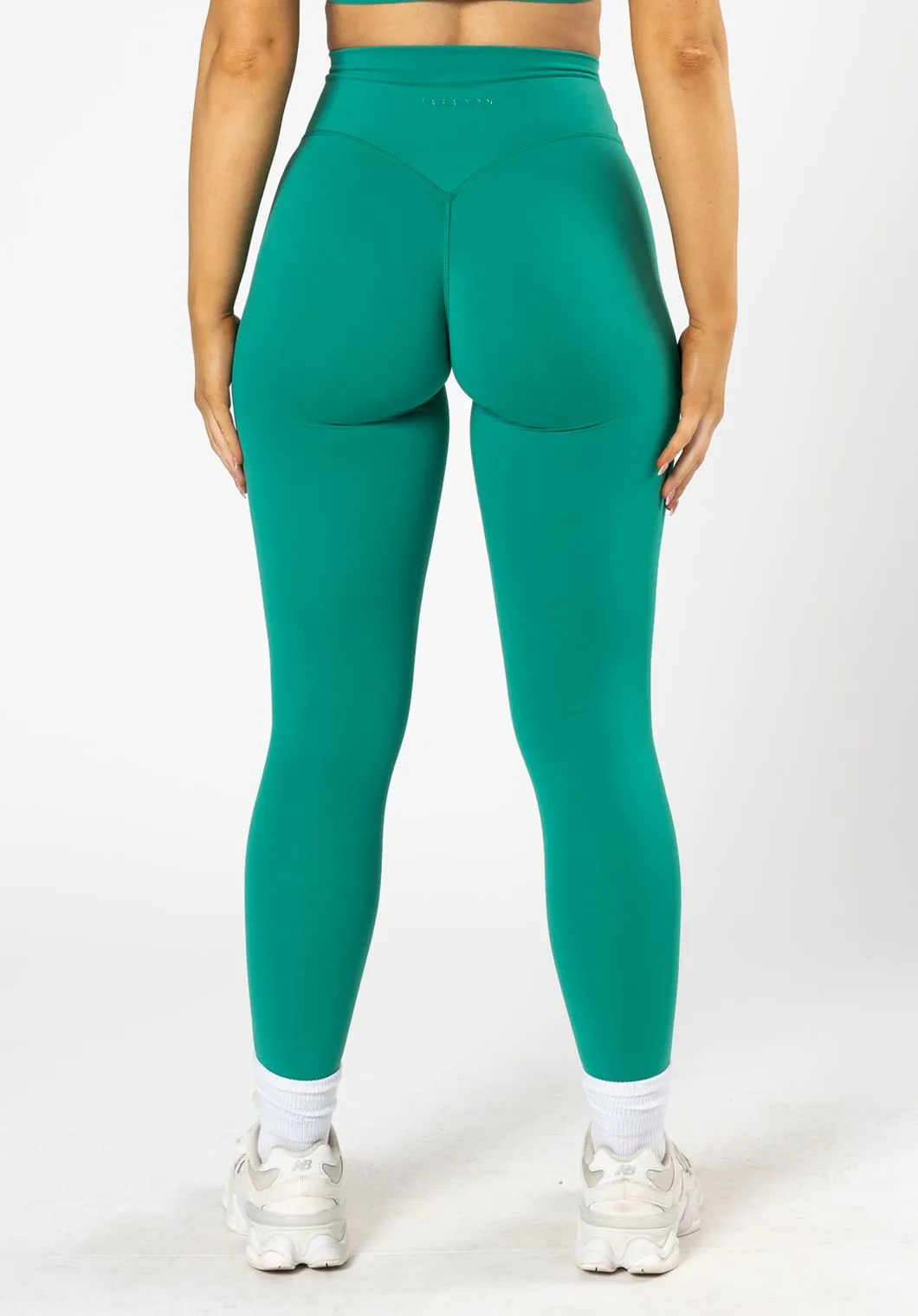 No Chafe Technology Cozy Fit FormLux? Original Sculptseam? Plus Legging Paradise