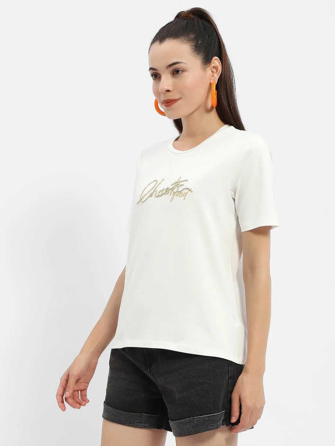 Madame Typography White Crew Neck T-Shirt Sustainable Textile Comfy Essentials
