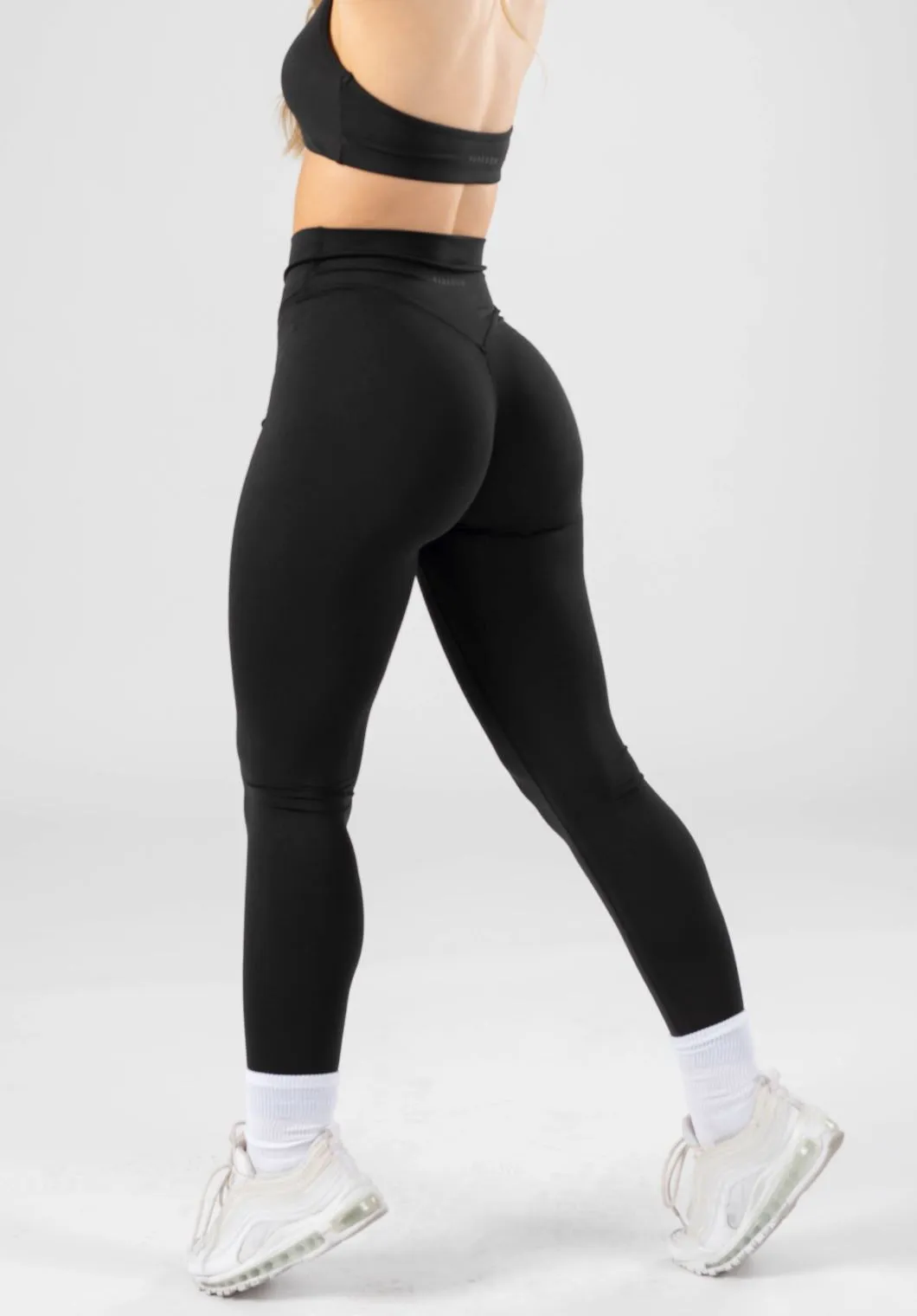 Signature Fit Reluna Crossover Sculptseam? Legging Black