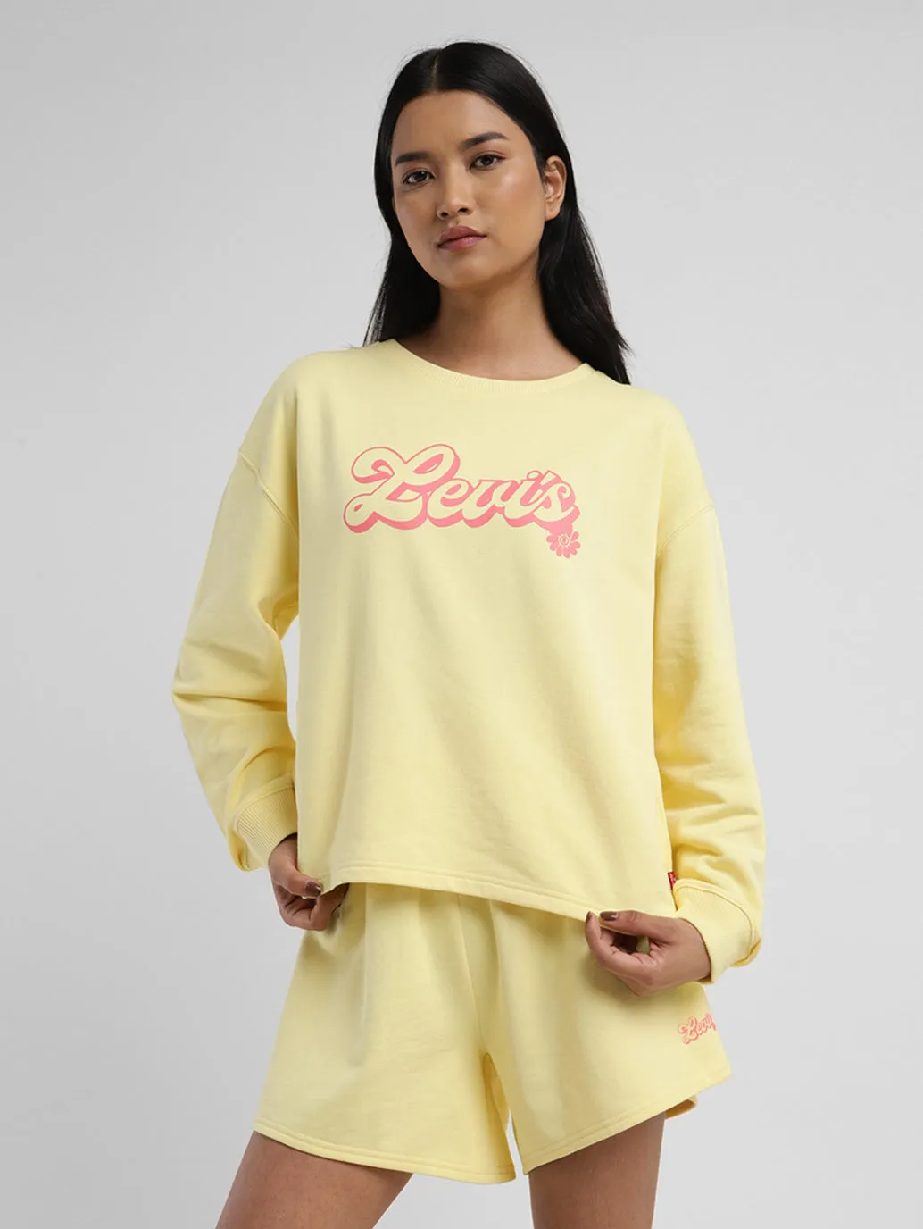 Lightweight Layer Women's Graphic Print Crew Neck Sweatshirt