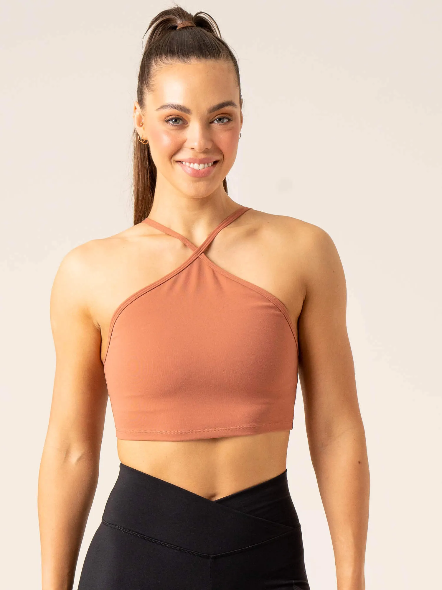 Momentum Tank Bra - Clay Quick Access Slit Active Design