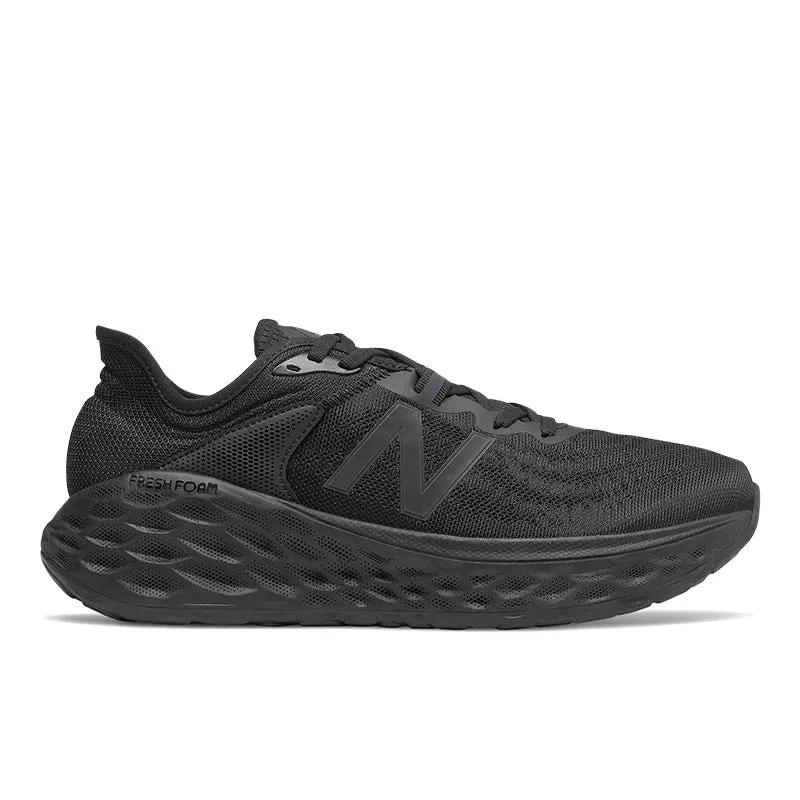 weekend running shoe time frame Fresh Foam More v2 - Black - Men's
