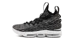 Adaptive Tension Zones Heel Guard Tech Lebron XV