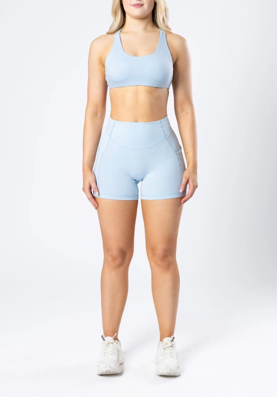 Gusseted Crotch Design Reluna Dip Pocket Sculptseam? Short Stardust