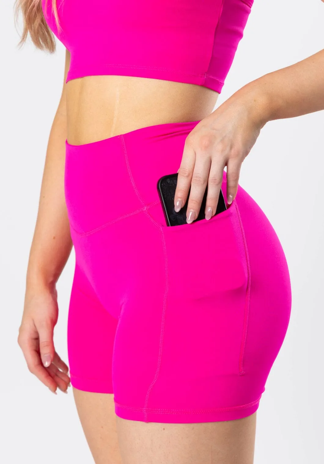 Casual Fit Design RecStretch Empower Sculptseam?  Plus Pocket Short Crush