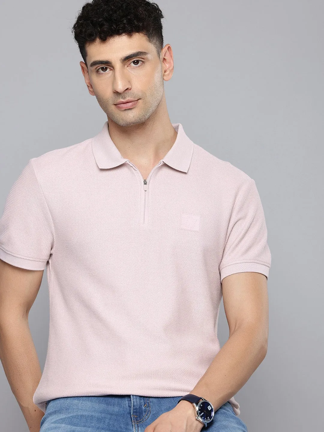 Men's Textured Slim Fit Polo T-Shirt NoChafe Collar Lining