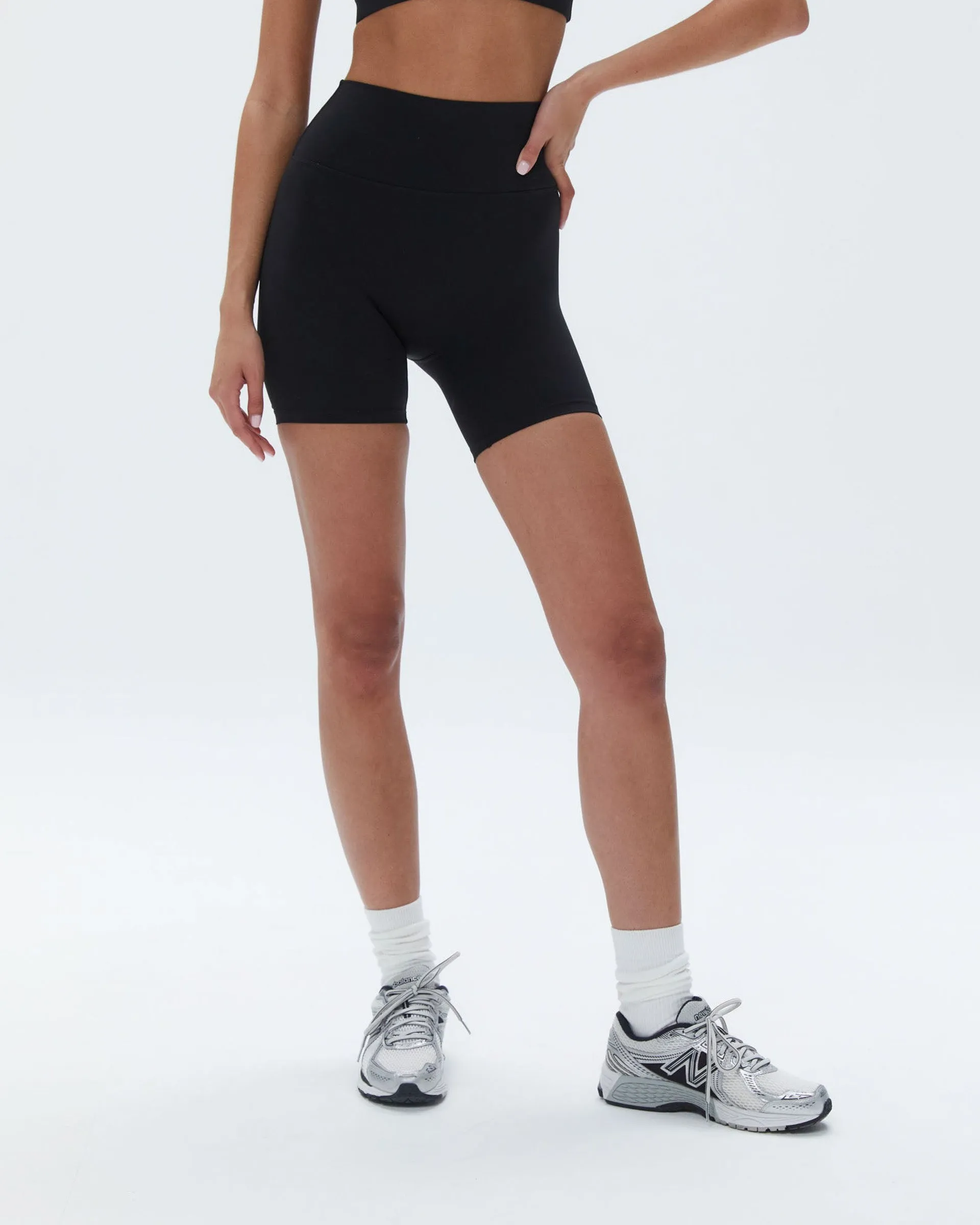 Ultra Breathable Quick Release Buckle Ultimate Crop Shorts - Black
