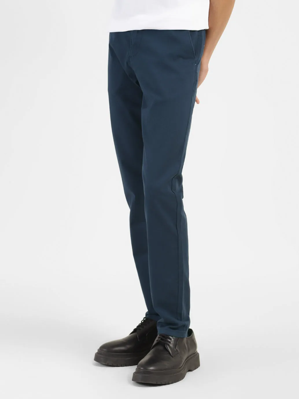 Men's 512 Blue Slim Tapered Fit Chinos Crisp Design