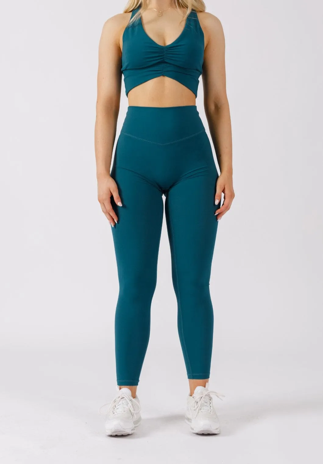 Breathable Comfort Fit Chill Vibes UltraLux Curve Contour Sculptseam? Legging Monolith