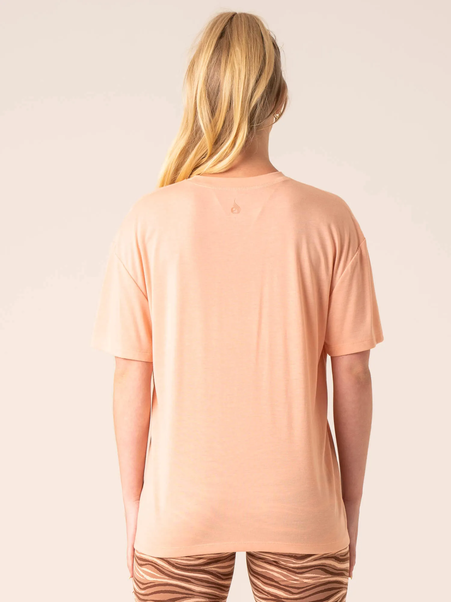 Fresh Style Trend Unstoppable Oversized T-Shirt - Peach
