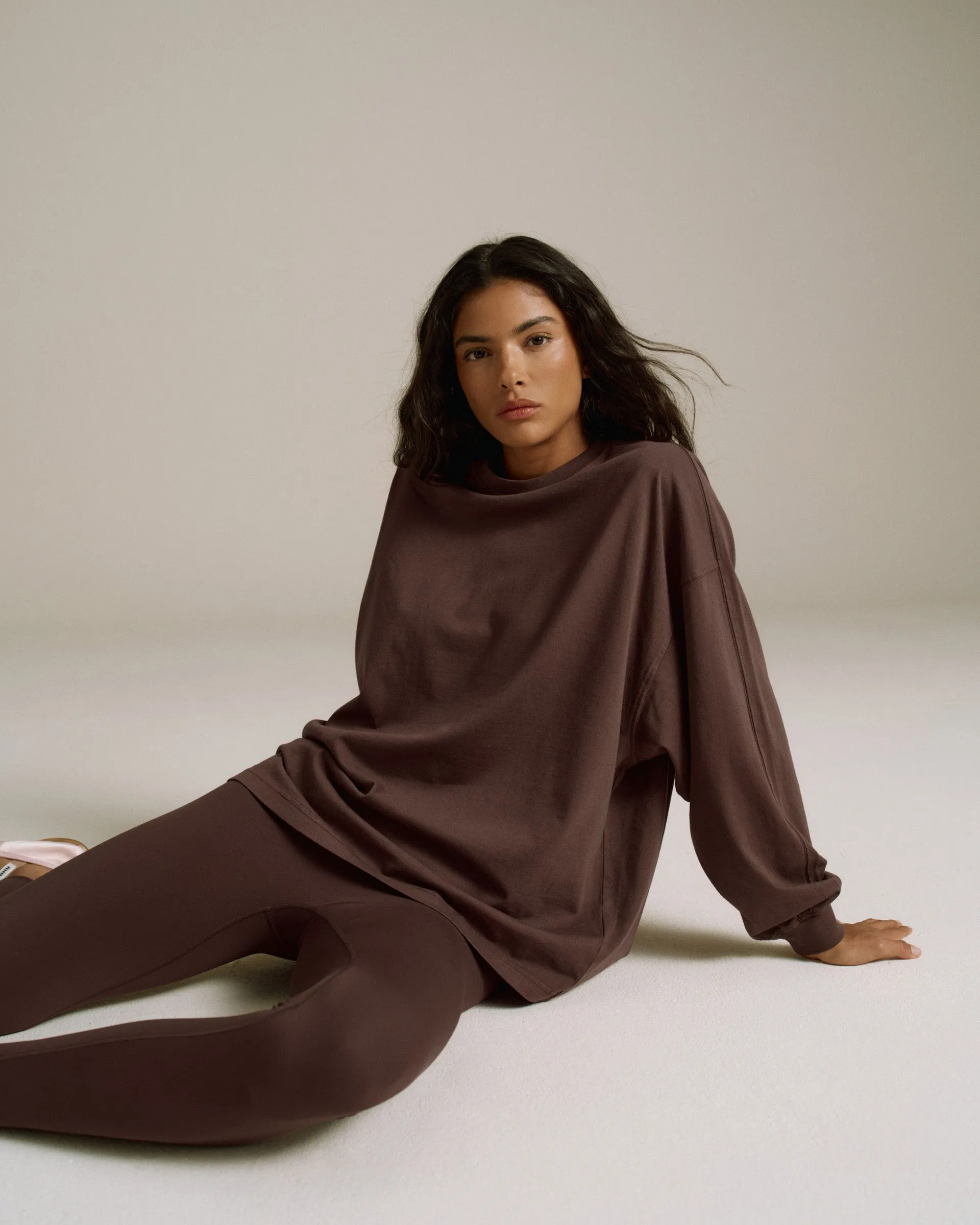 Smooth Seam Technology Urban Look Washed Long Sleeve Oversized T-shirt - Chocolate Brown
