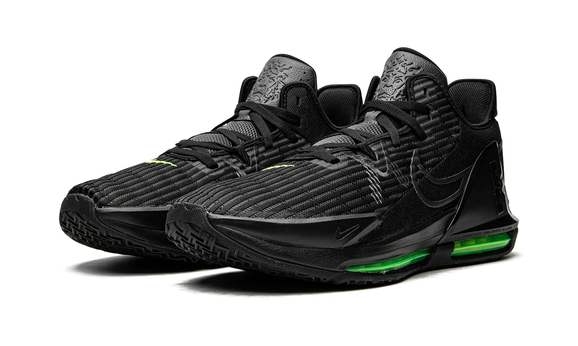 Powerful Jump Active Cushioning LeBron Witness VI