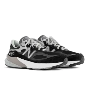 990v6 - Black with White - Men's foam - filled - feature shoes 5k - running shoes