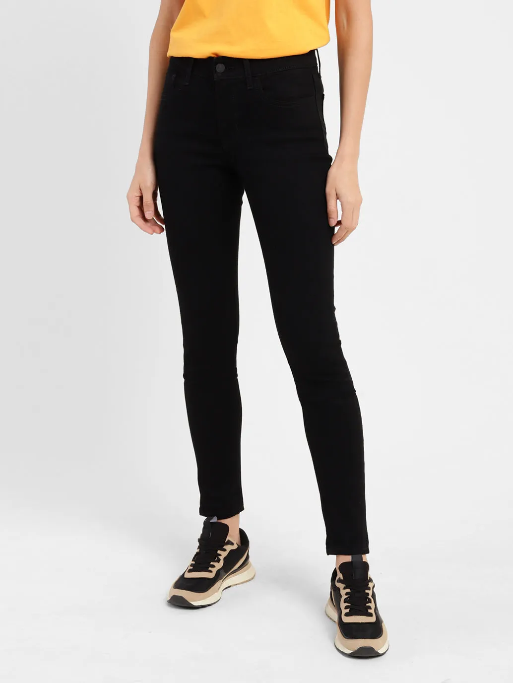 Outfit Essential Women's 710 Black Skinny Fit Mid Rise Jeans