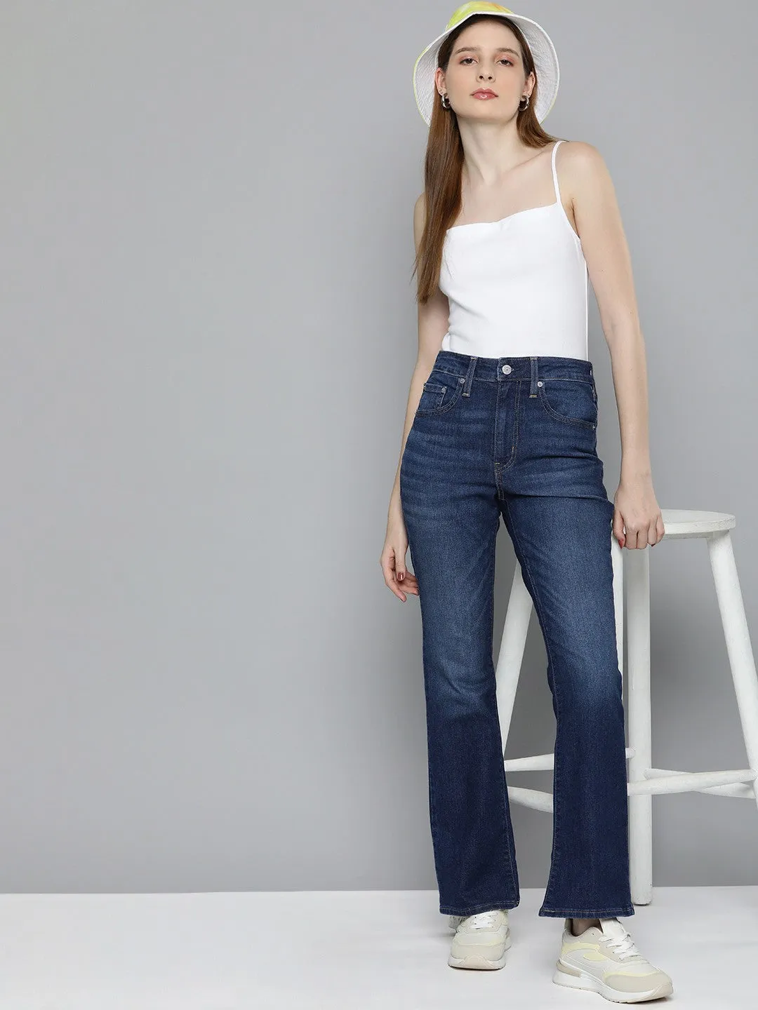 Women's 725 Blue Flared Fit High Rise Jeans City Walk Casual Friday Couple Look Smooth