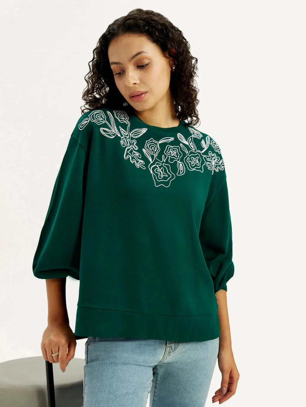 Women's Embroidered Dark Green Crew Neck Sweatshirt Effortless Look product personalization creativity