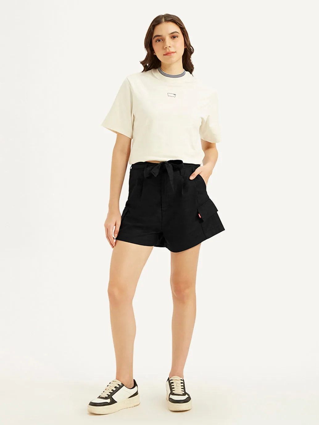 Sleek Comfort Wear Women's Mid Rise Black Relaxed Fit Shorts
