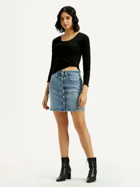 Women's Mid Rise Regular Fit Denim Skirt understated look