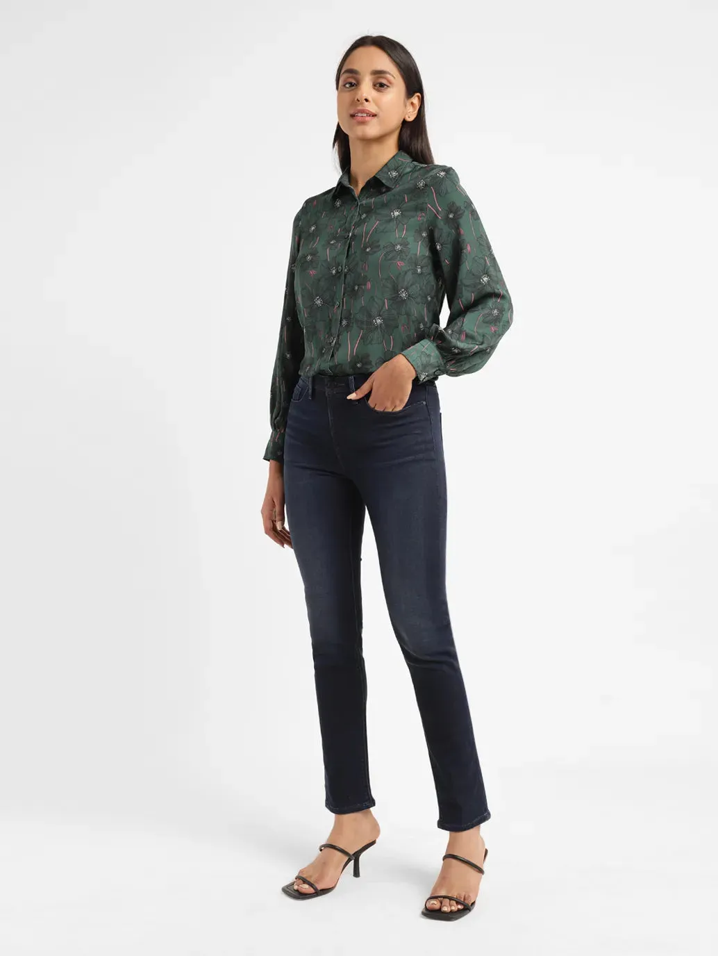 Stylish Casual Evening Stroll All weather Women's Redloop 724 Blue Straight Fit Mid Rise Jeans