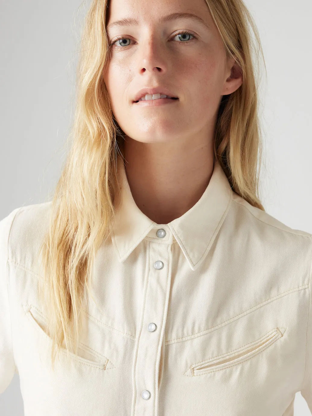 Women's Solid Spread Collar Shirt Classic Comfort Fashion staples