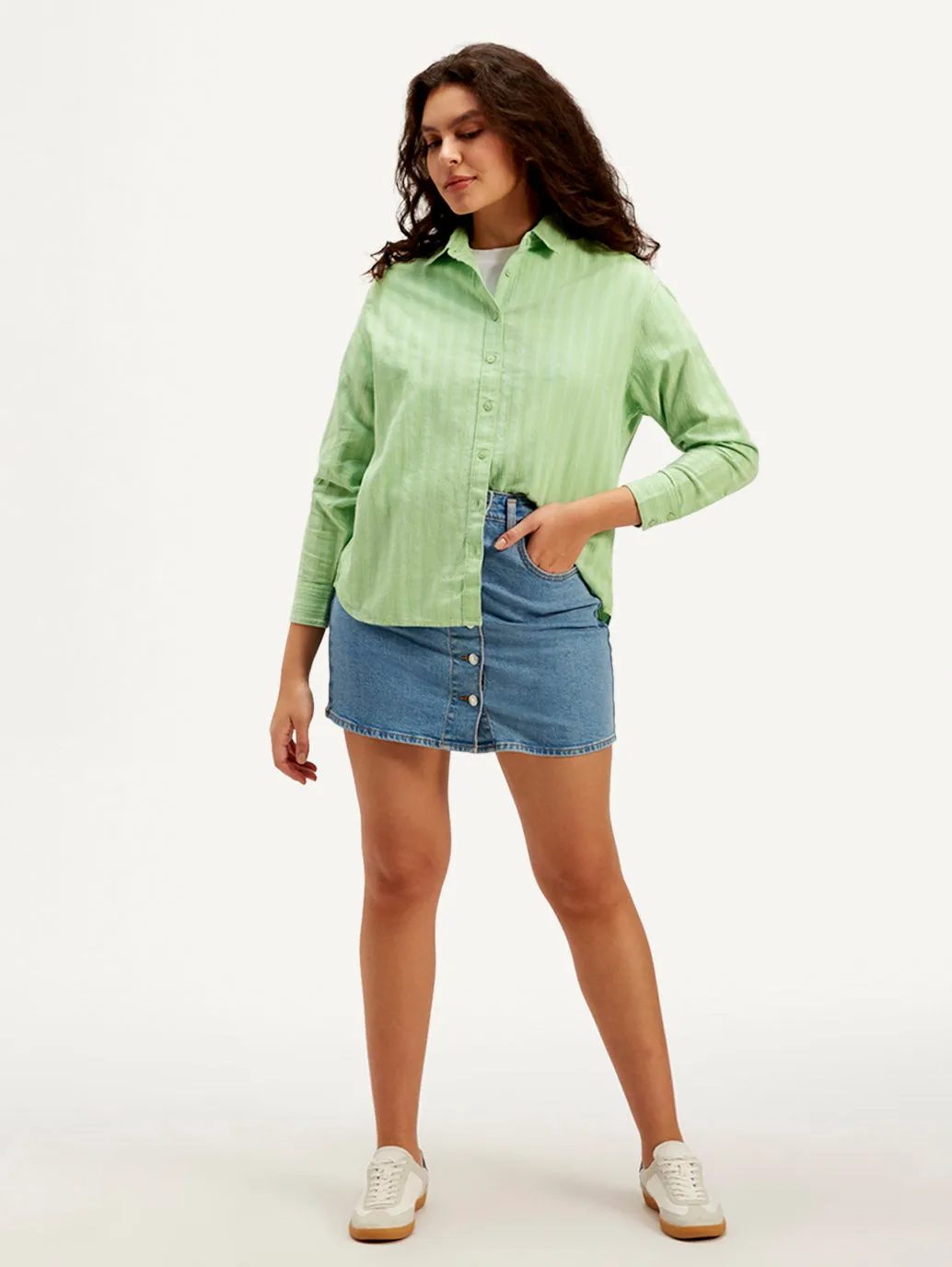 Regular Fit Women's Textured Spread Collar Shirt
