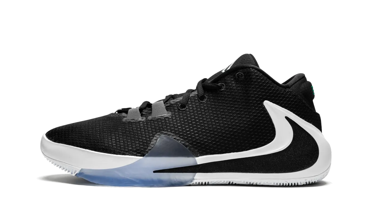 Zoom Freak 1 Stability plate