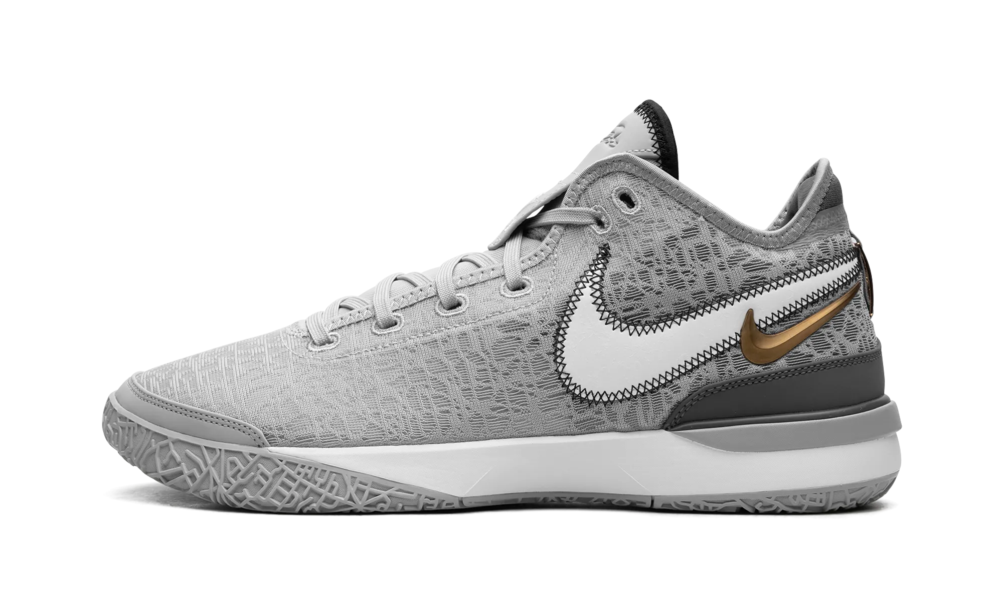 Breathability Feature Airy Design Zoom LeBron NXXT Gen "Wolf Grey Metallic Gold"